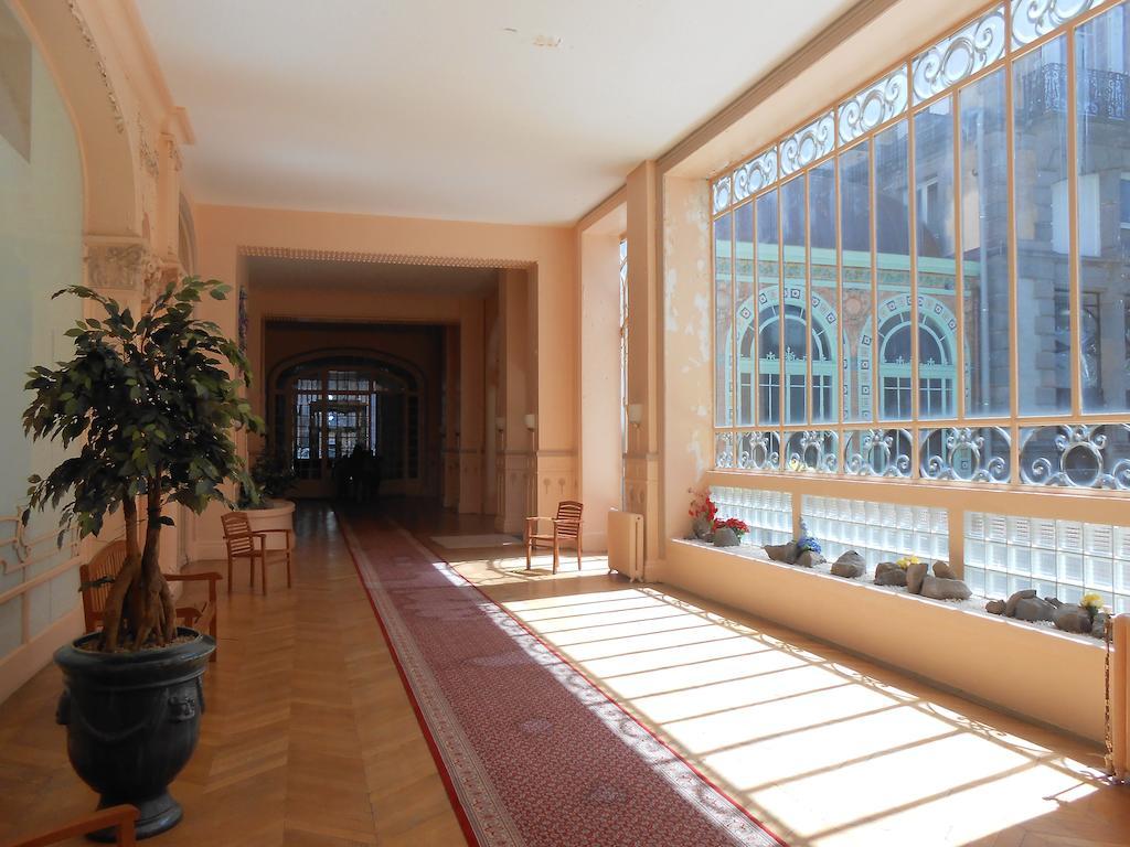 Апартаменты Le Sarciron Ле-Мон-Дор Экстерьер фото